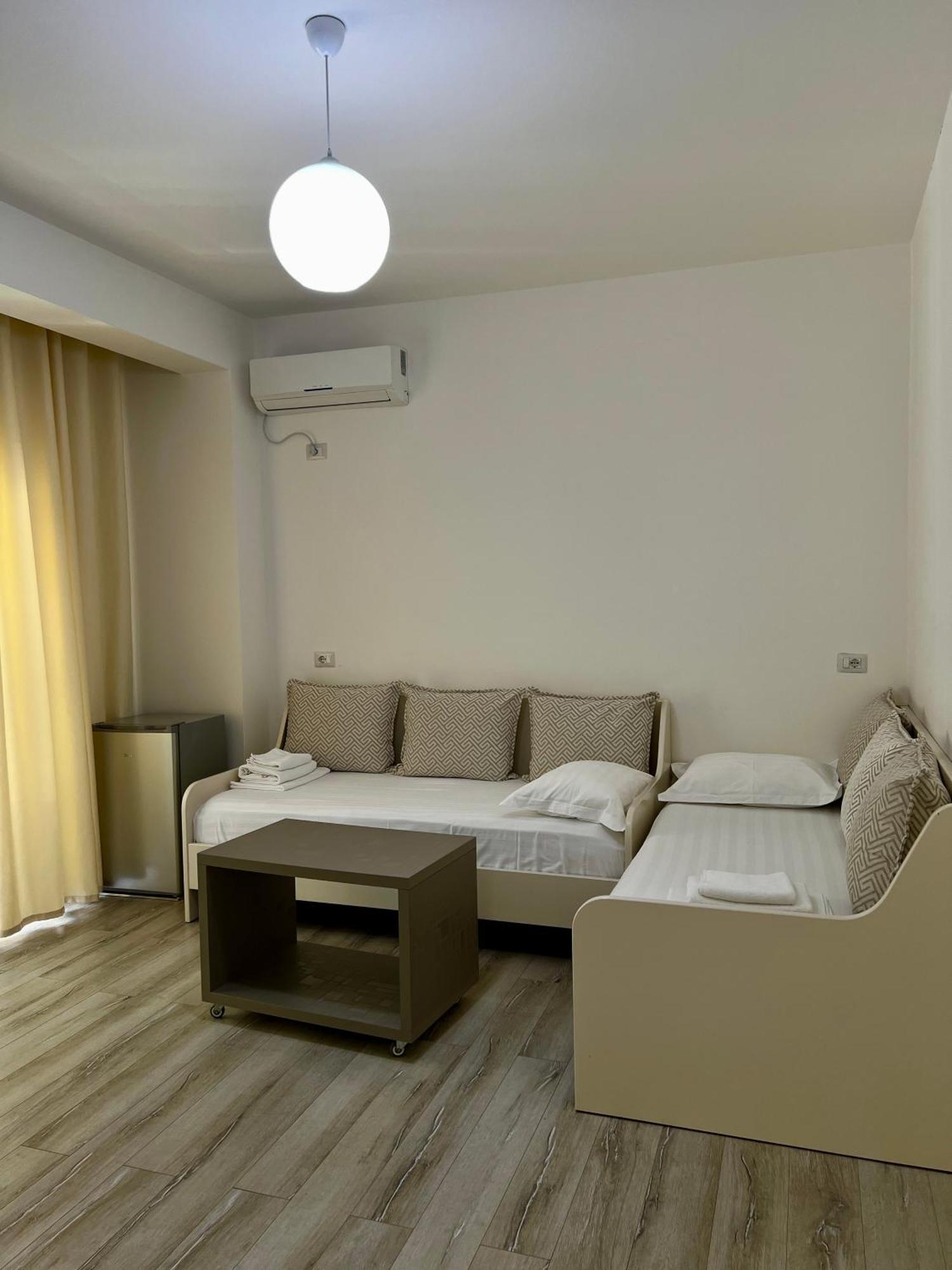 Hotel Le Monde 2