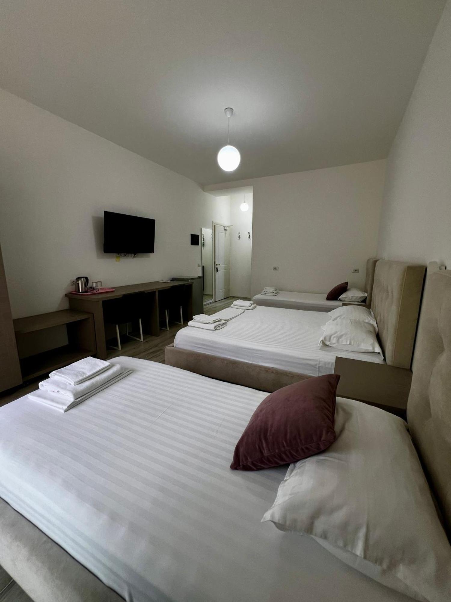 Hotel Le Monde 2